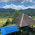 アパート під явором