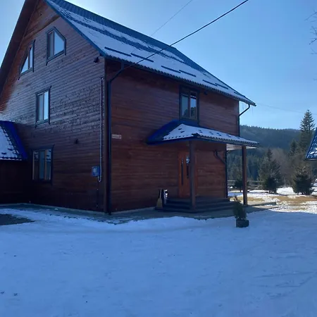 Apartment під явором