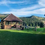 під явором *