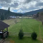 під явором Ворохта