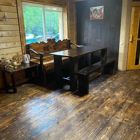 під явором *